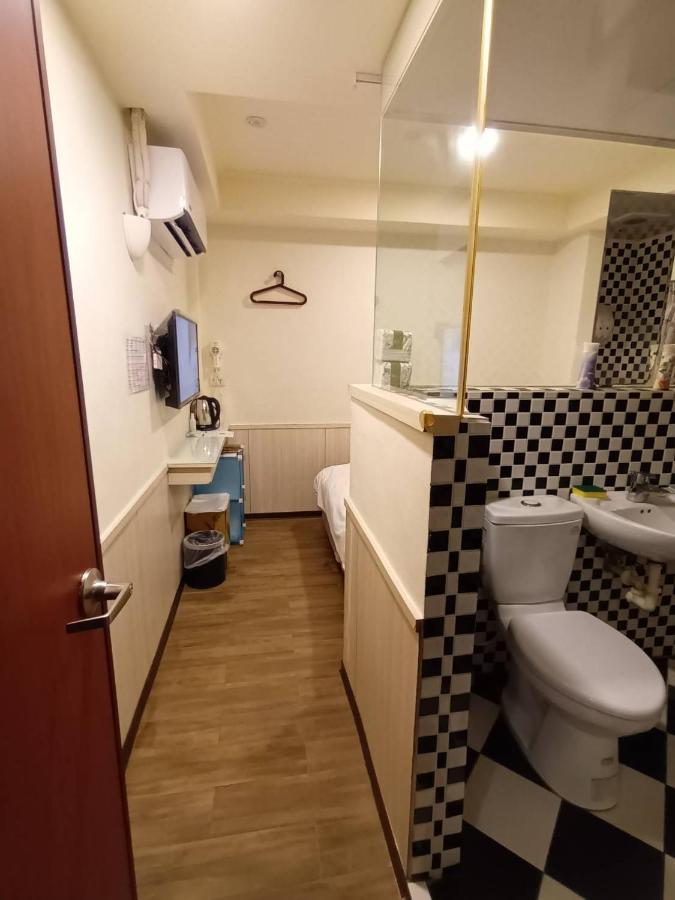 Galaxy Mini Inn Taipé Exterior foto