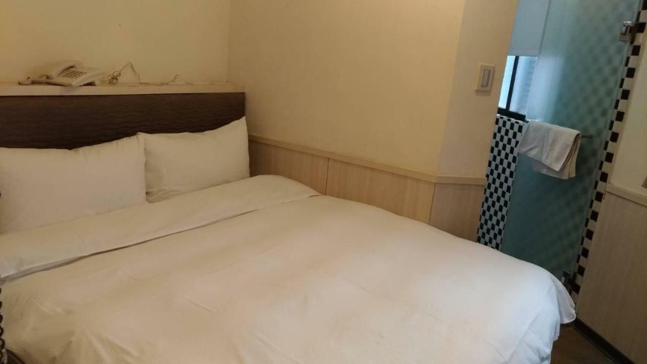 Galaxy Mini Inn Taipé Exterior foto